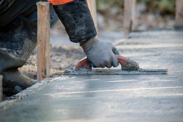 Best Concrete Pool Decks in Crosby, TX